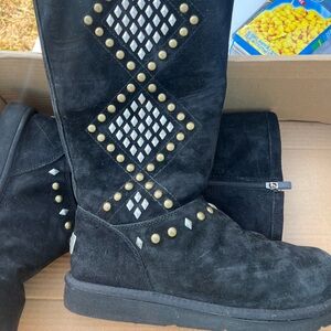 UGG Cream Shearling Lined Boots